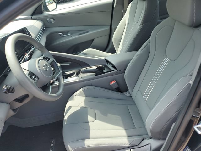 Used 2023 Hyundai Elantra SEL FWD image 16