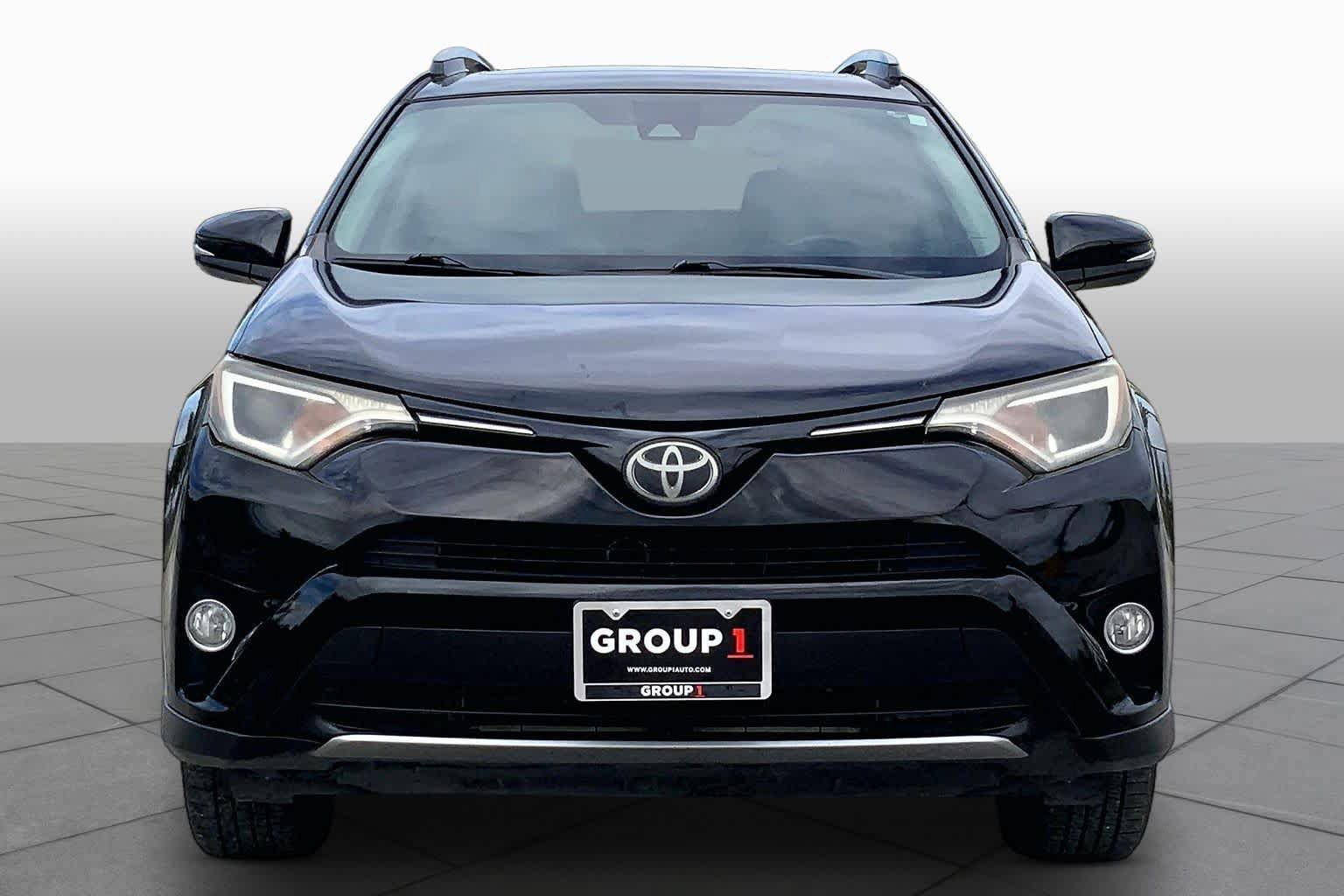 Used 2017 Toyota RAV4 XLE FWD image 4