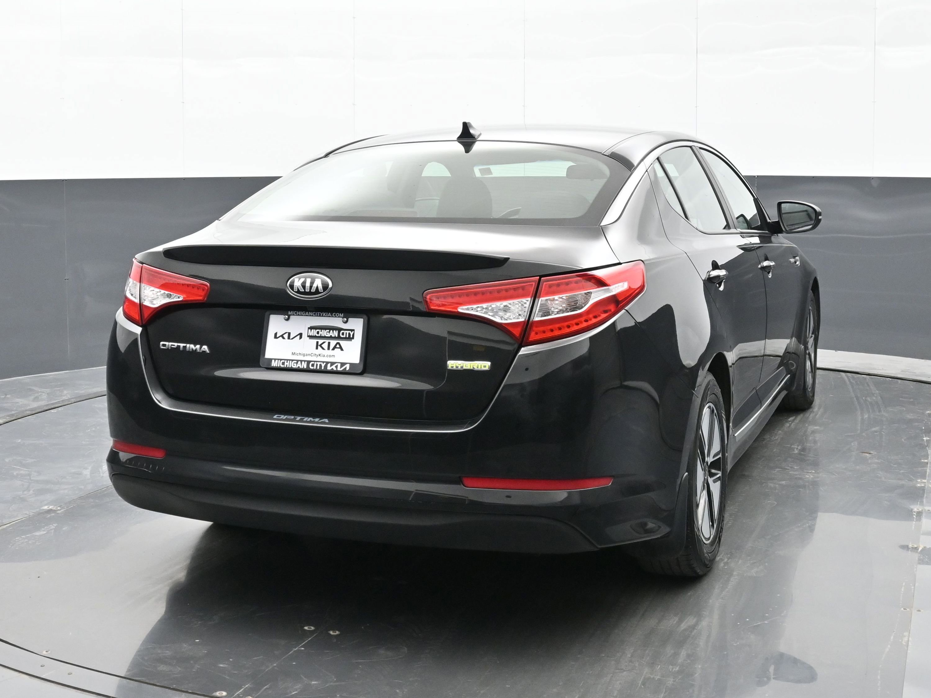 Used 2013 Kia Optima LX w/ Hybrid Convenience Pkg FWD image 4