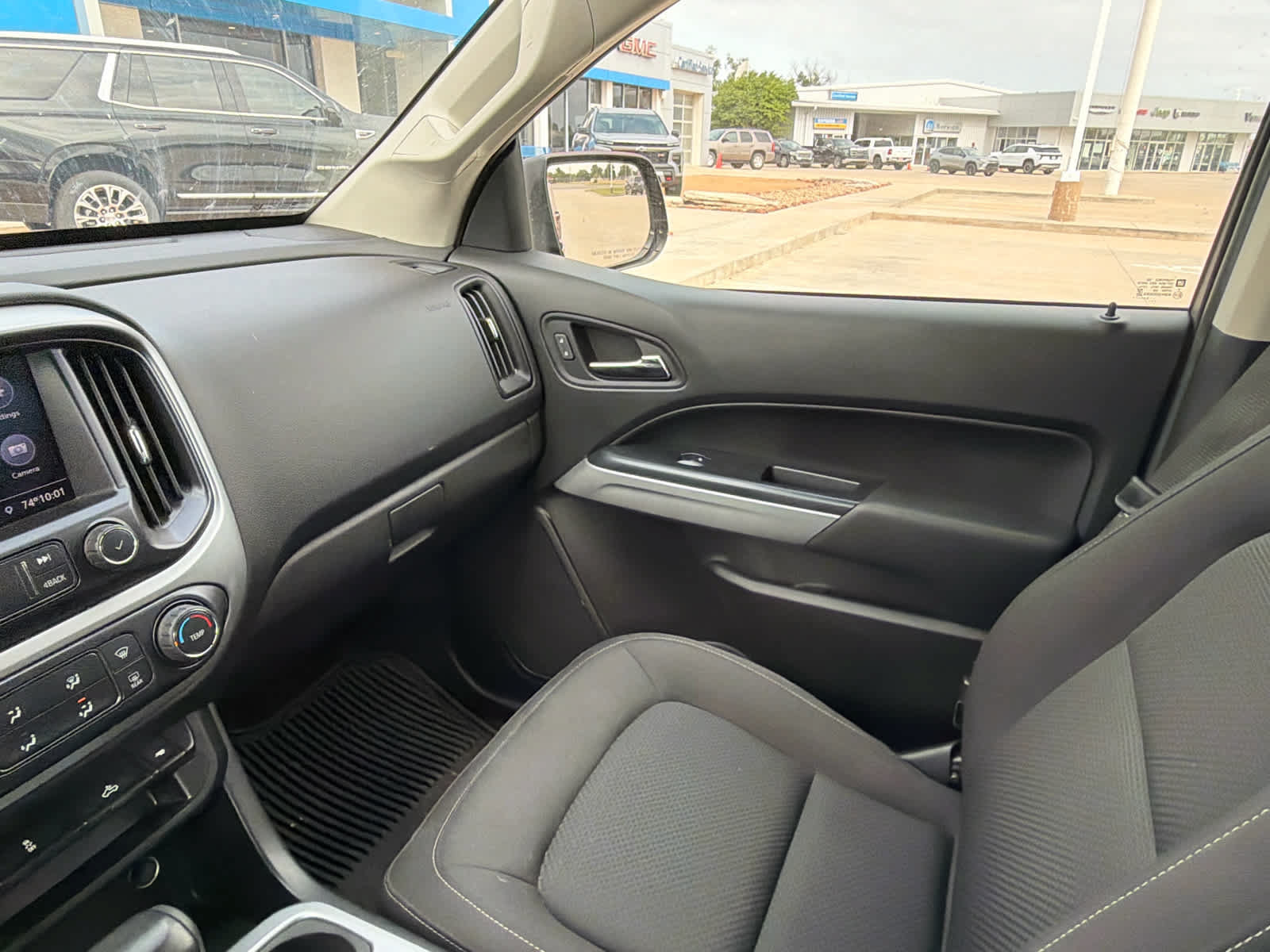 Used 2021 Chevrolet Colorado LT w/ LT Convenience Package AWD/4WD image 38