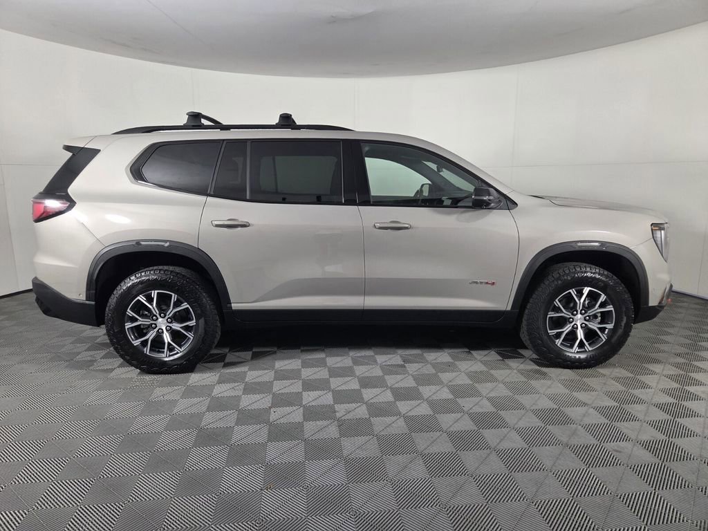 Used 2026 GMC Acadia AT4 w/ Super Cruise Package AWD/4WD image 4