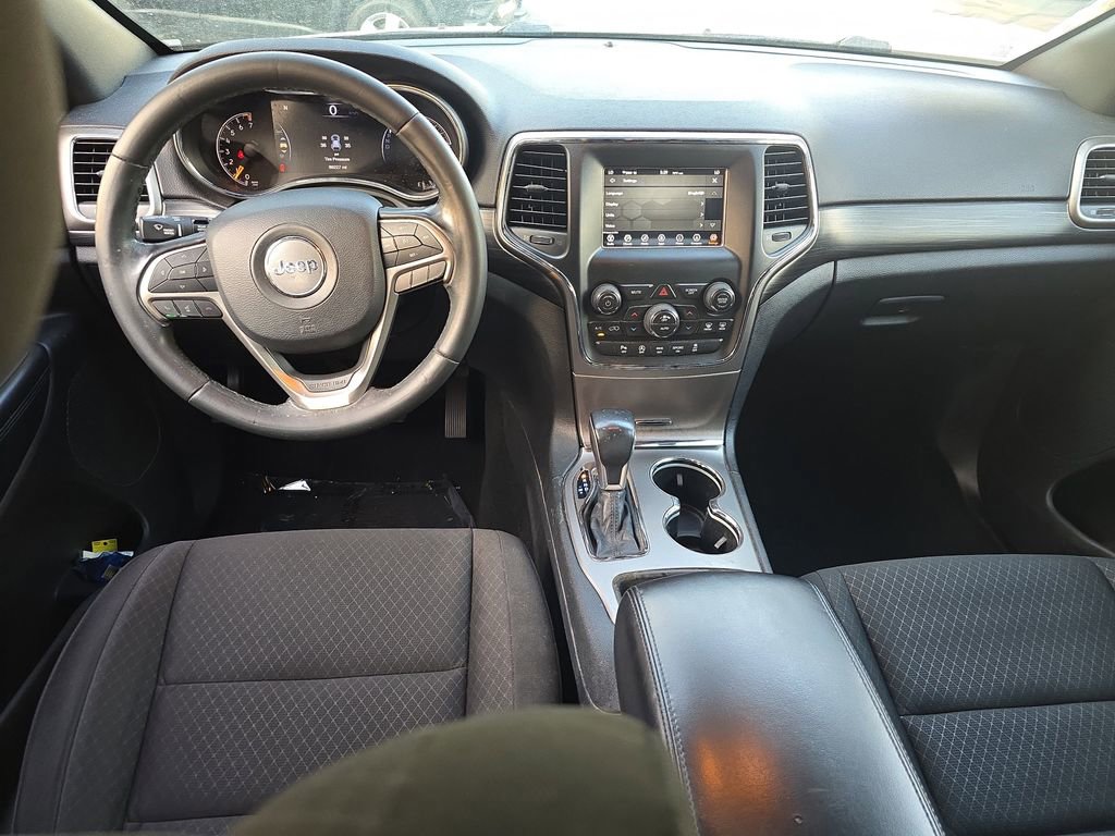 Used 2019 Jeep Grand Cherokee Laredo image 17