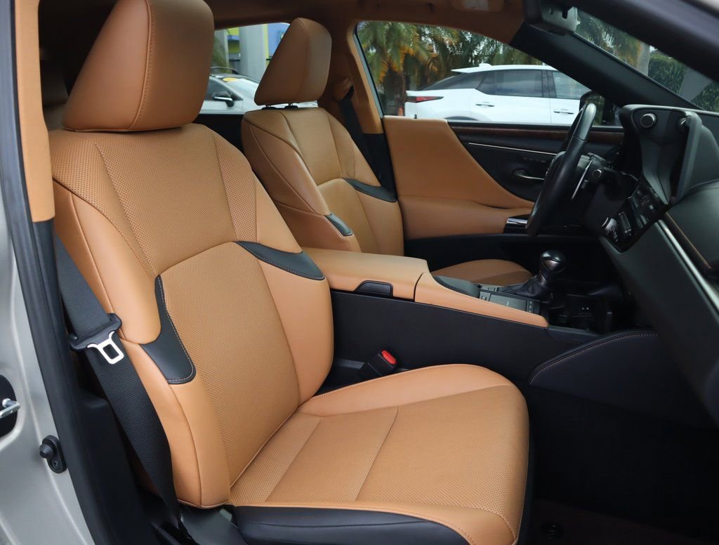 Used 2022 Lexus ES 350 w/ Premium Package image 22