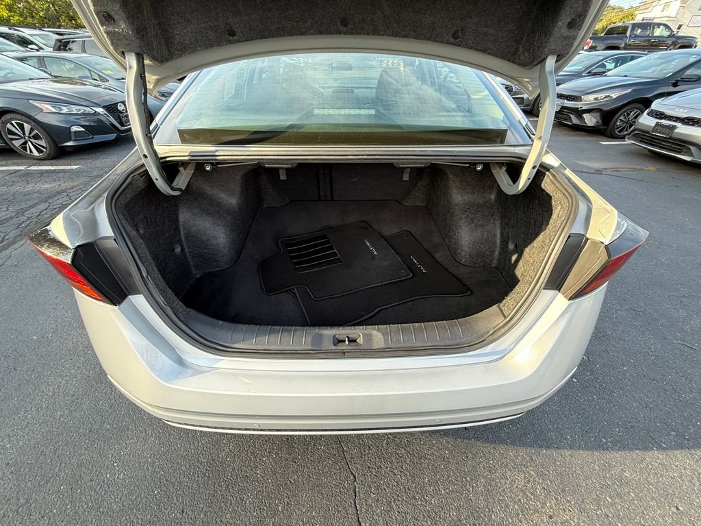 Used 2023 Nissan Altima 2.5 SV FWD image 13