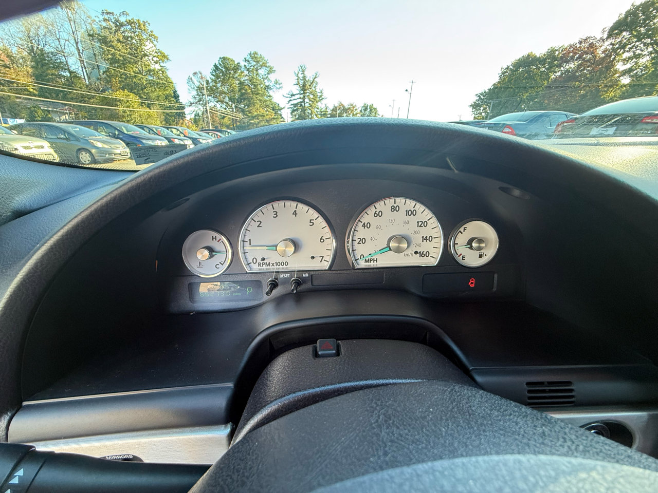 Used 2003 Ford Thunderbird Deluxe image 22