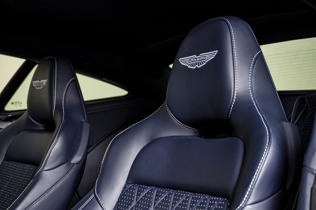 Used 2024 Aston Martin DB12 Coupe image 21