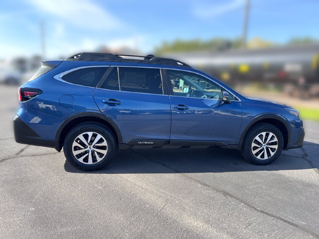 Used 2020 Subaru Outback Premium AWD/4WD image 6