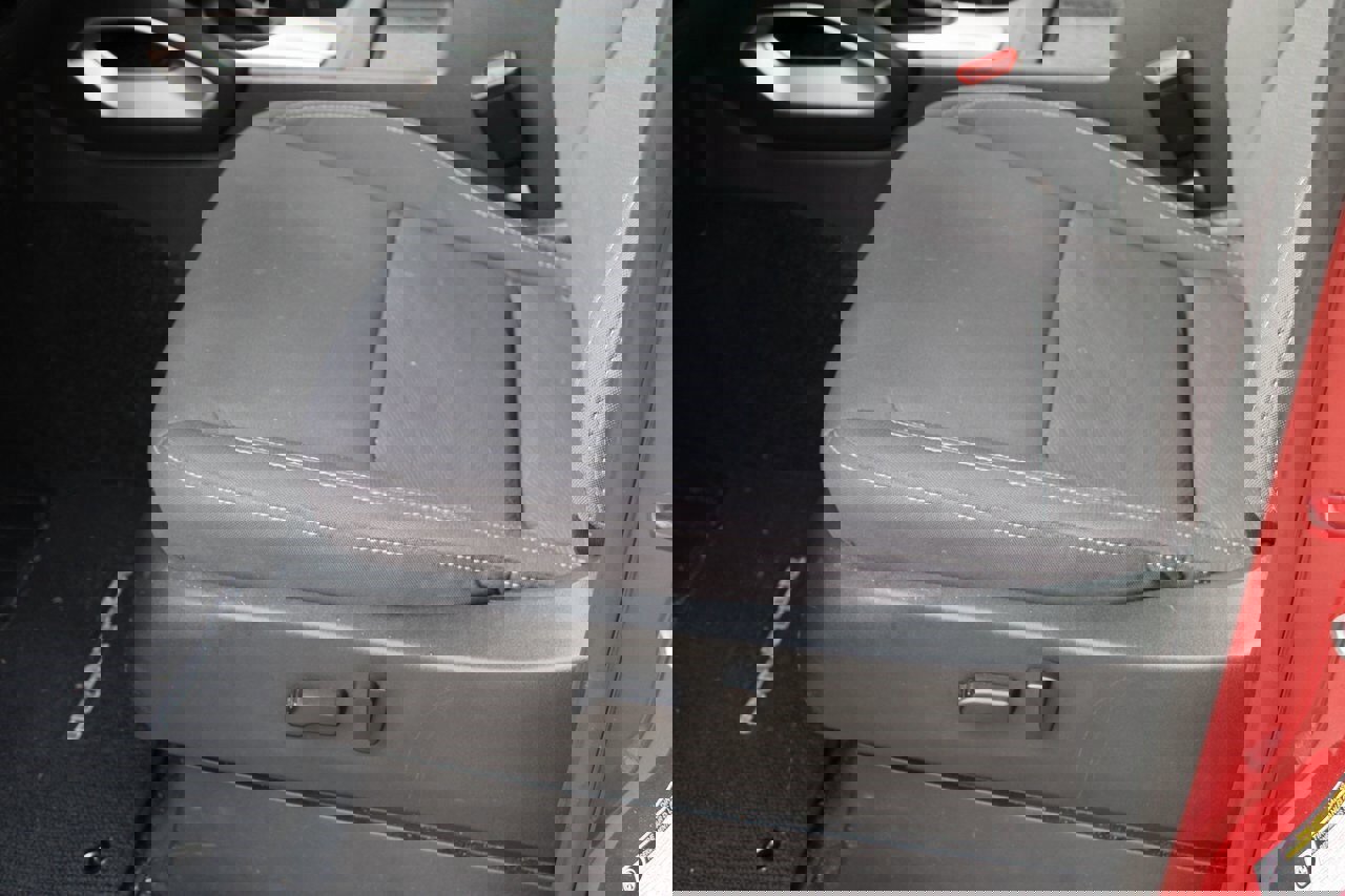 Used 2023 Nissan Frontier SV w/ SV Convenience Package image 14