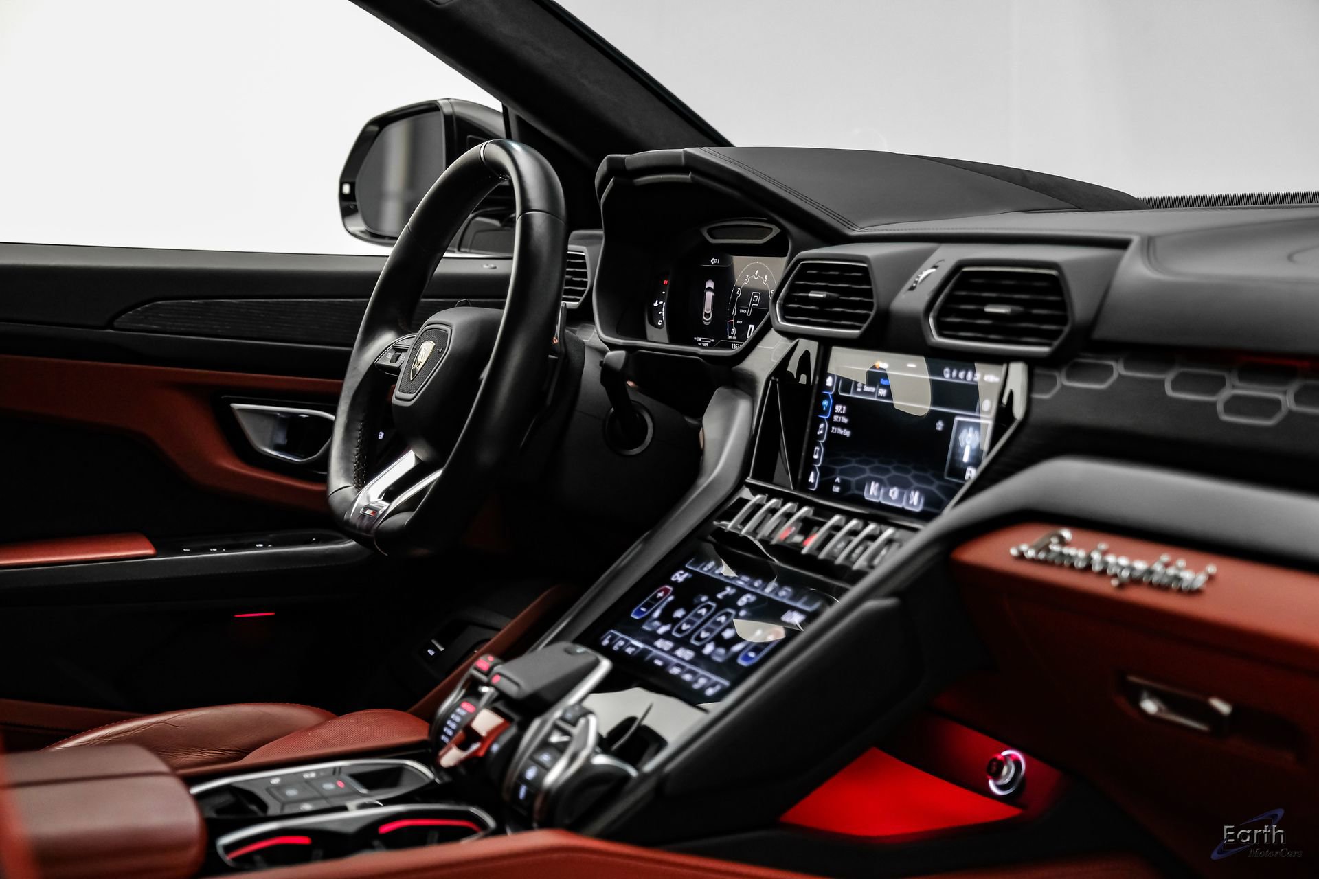 Used 2022 Lamborghini Urus image 52