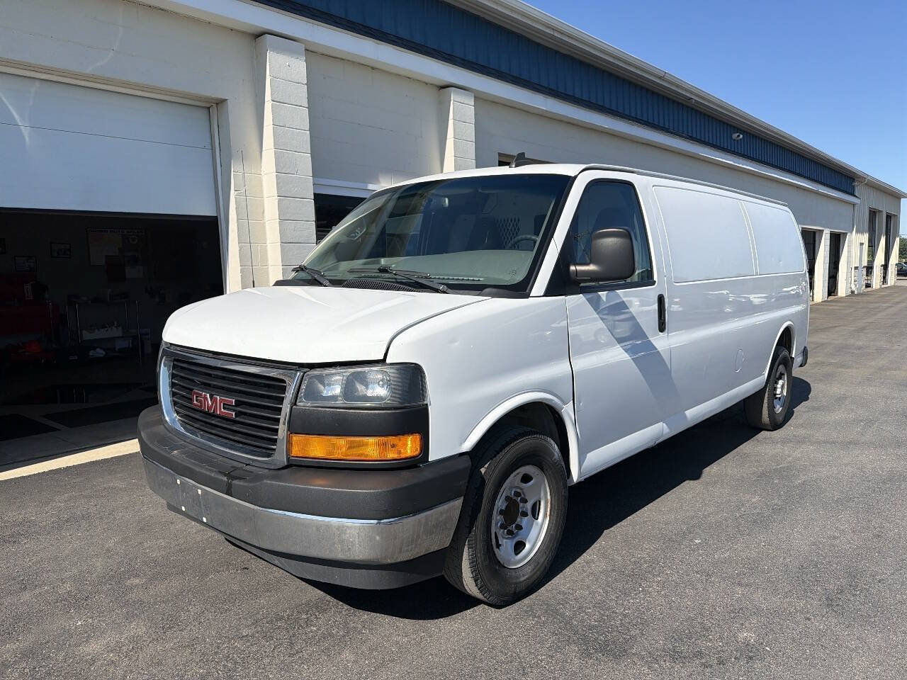 Used 2019 GMC Savana 3500 Extended w/ Chrome Appearance Package