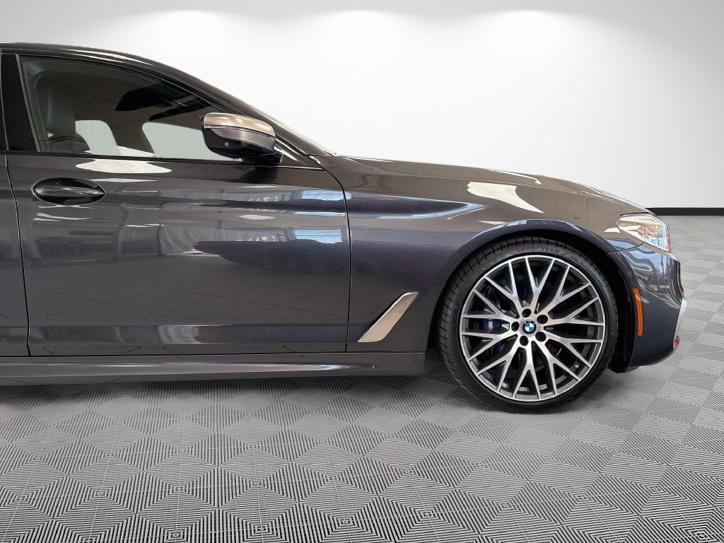 Used 2020 BMW M550i xDrive AWD/4WD image 17