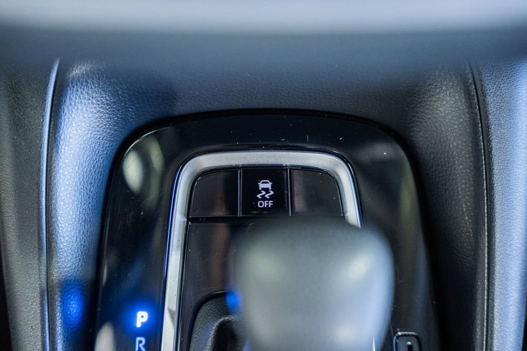 Used 2024 Toyota Corolla LE image 21