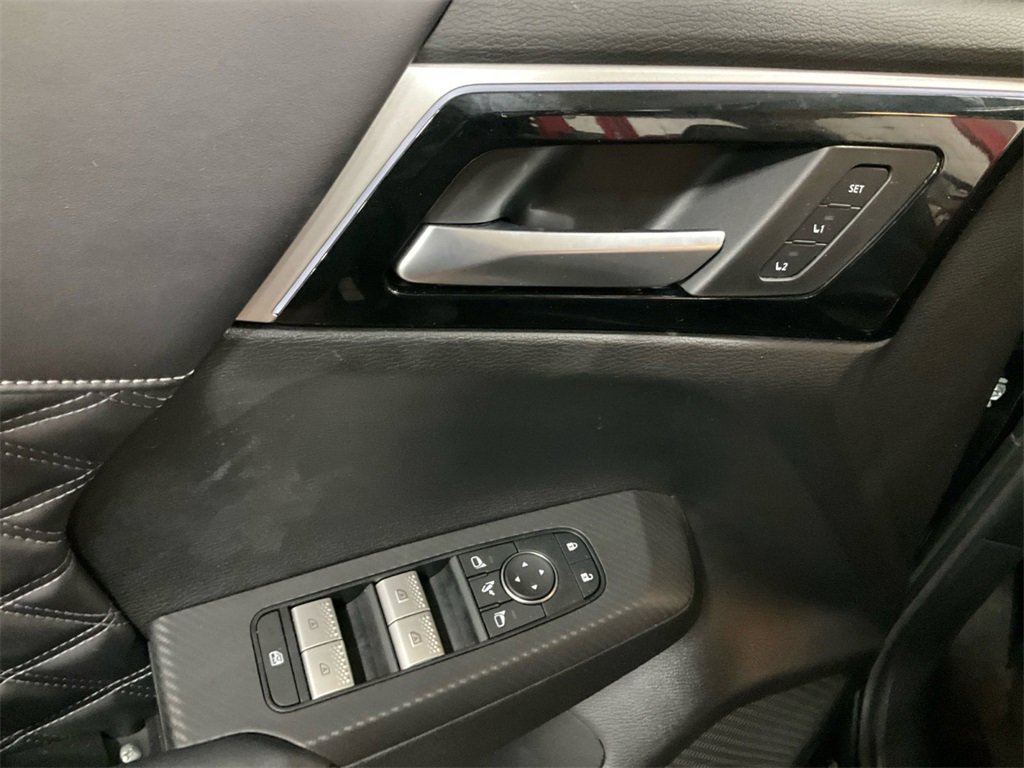Used 2023 Mitsubishi Outlander SEL image 27