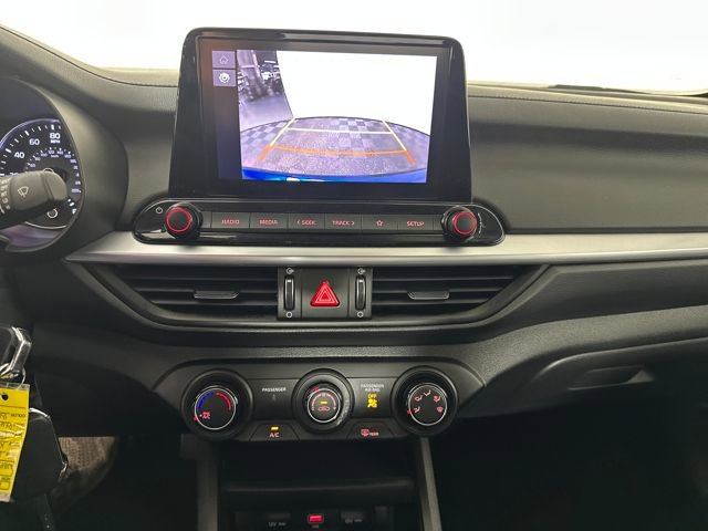 Used 2023 Kia Forte LXS w/ LXS Technology Package image 22