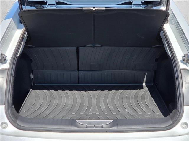 Used 2024 Toyota Prius XLE image 6