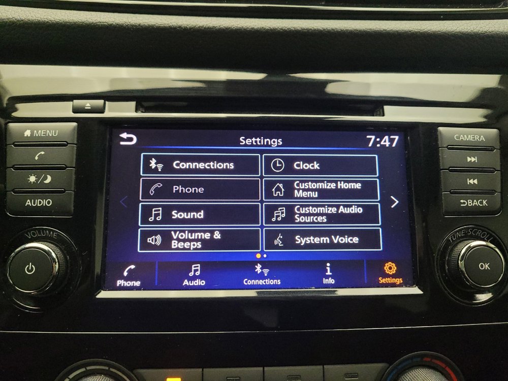 Used 2020 Nissan Rogue Sport S FWD image 25