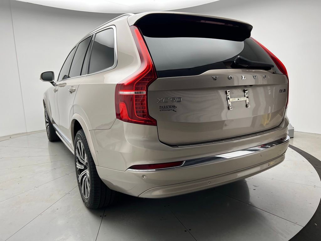 Used 2023 Volvo XC90 B6 Plus w/ Protection Package image 4