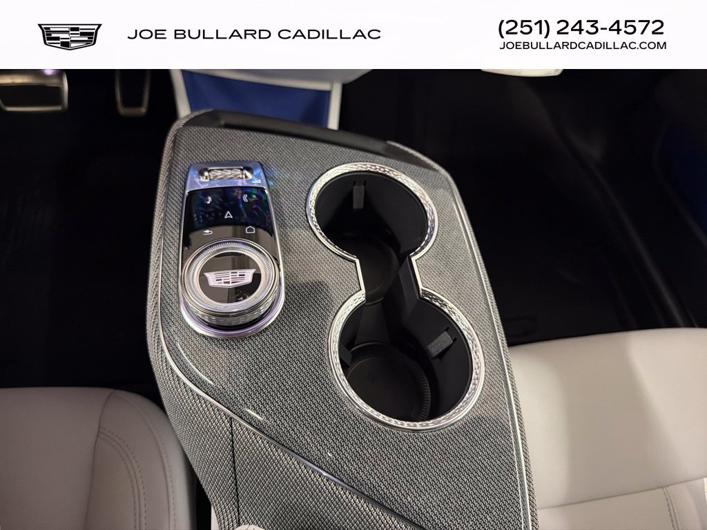 New 2027 Cadillac Optiq Sport w/ LPO, Floor Liner Package AWD/4WD image 30