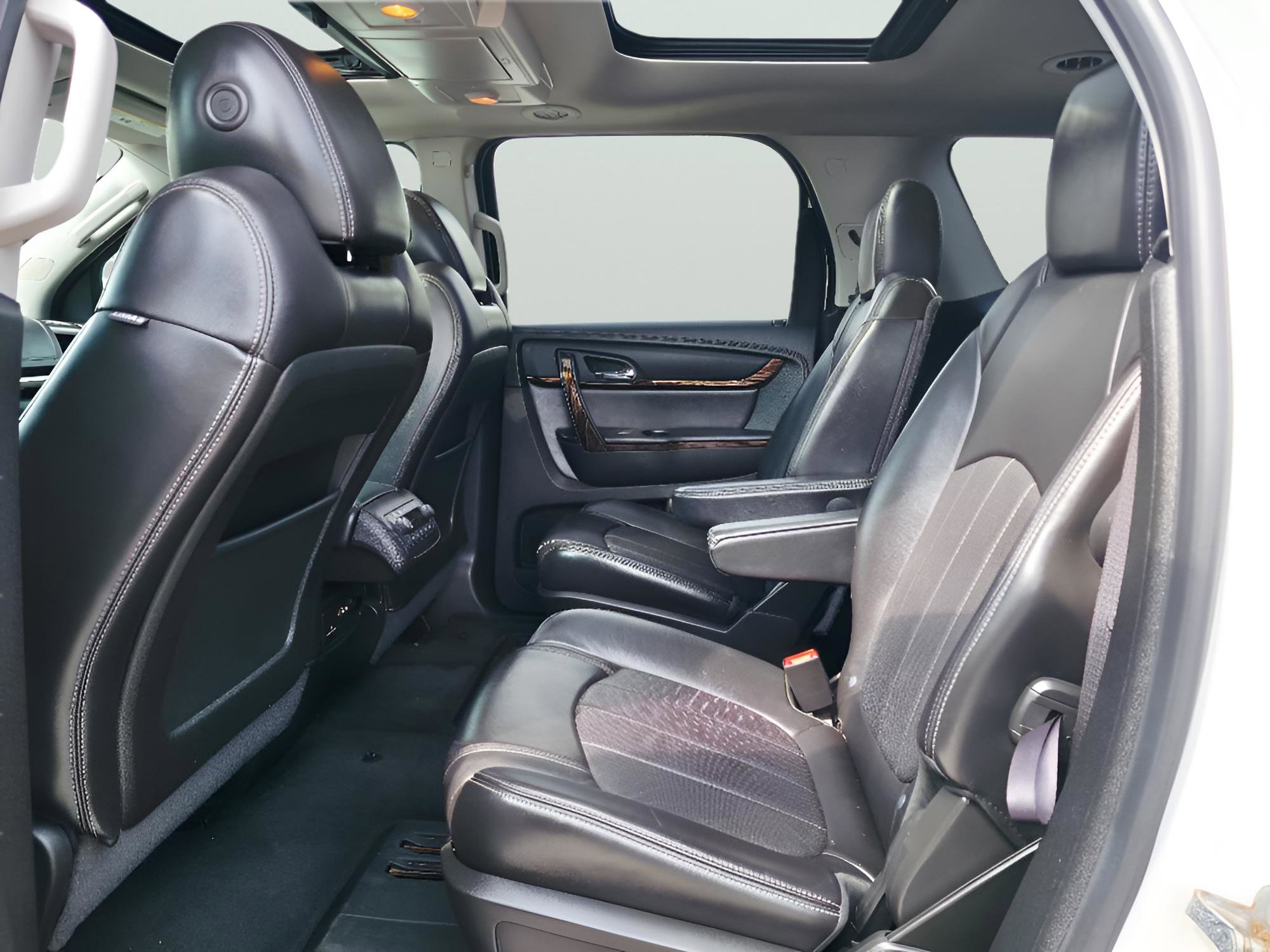 Used 2013 GMC Acadia Denali AWD/4WD image 10