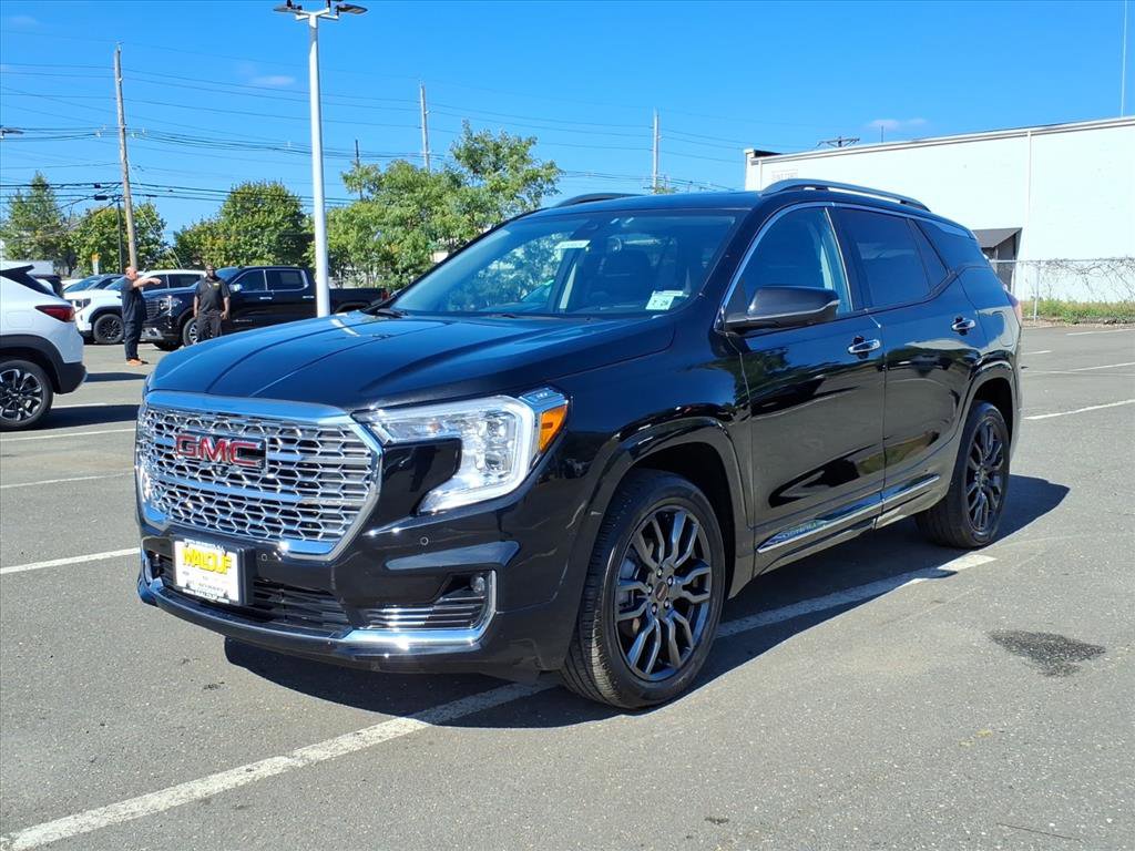 Certified 2023 GMC Terrain Denali w/ Black Diamond Edition image 3
