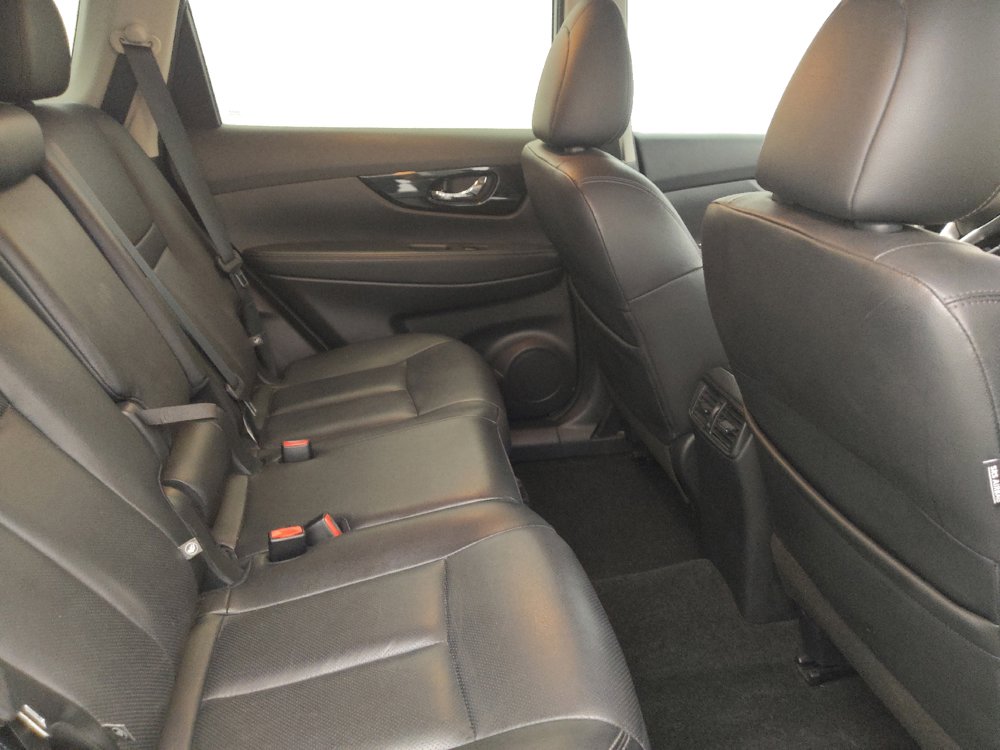 Used 2019 Nissan Rogue SL w/ Premium Package FWD image 19
