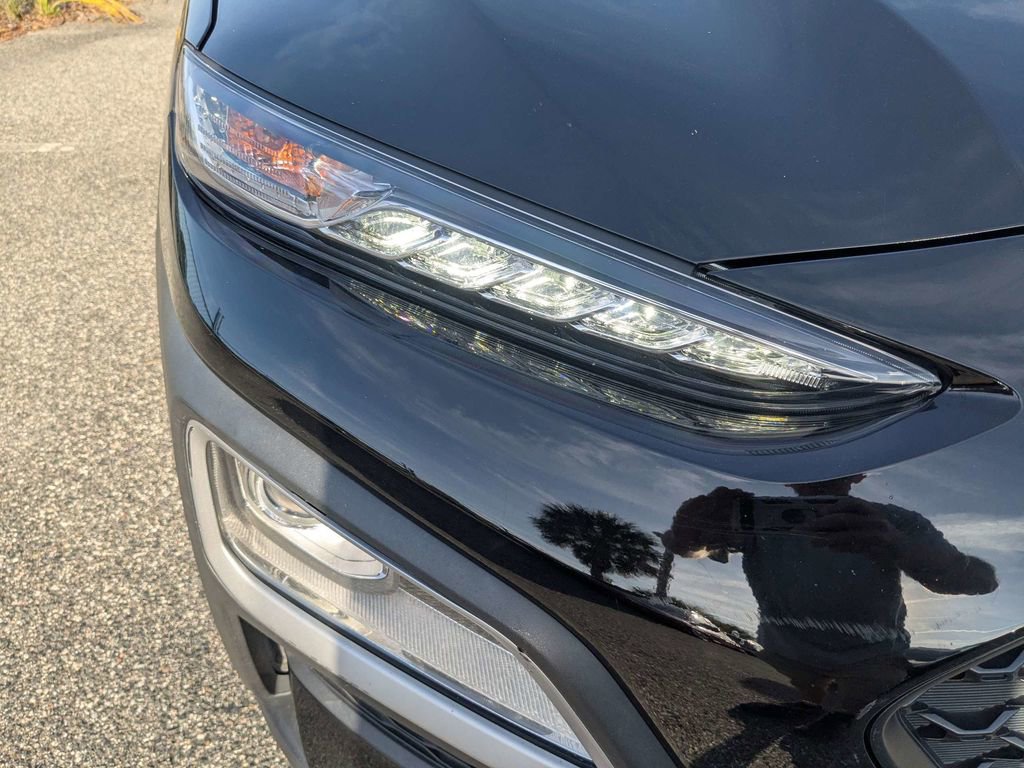 Used 2021 Hyundai Kona SEL w/ Cargo Package FWD image 10