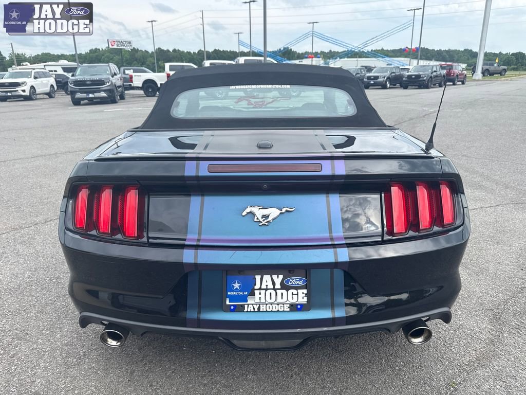 Used 2017 Ford Mustang Premium RWD image 5