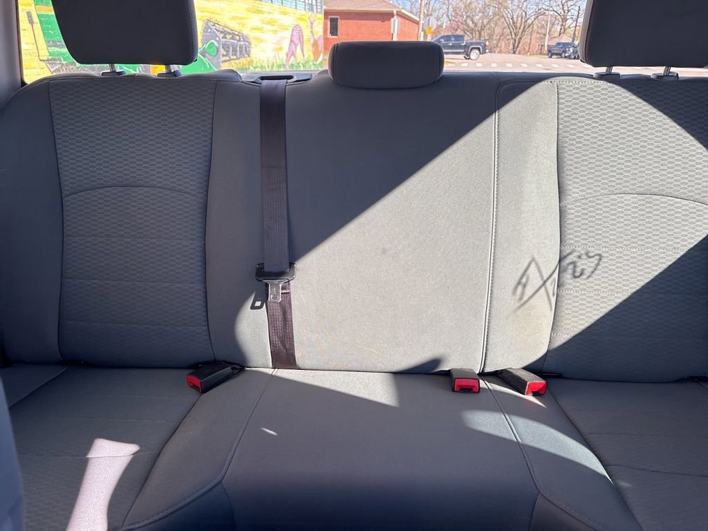 Used 2018 RAM 2500 Tradesman w/ Chrome Appearance Group image 17