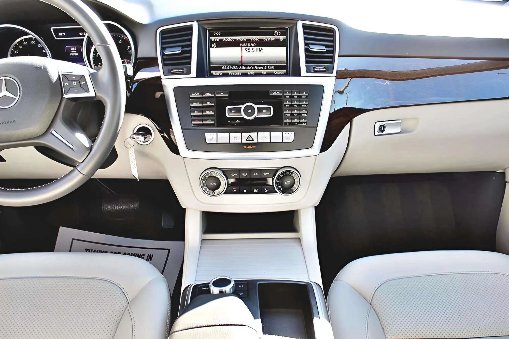 Used 2013 Mercedes-Benz ML 350 4MATIC image 28