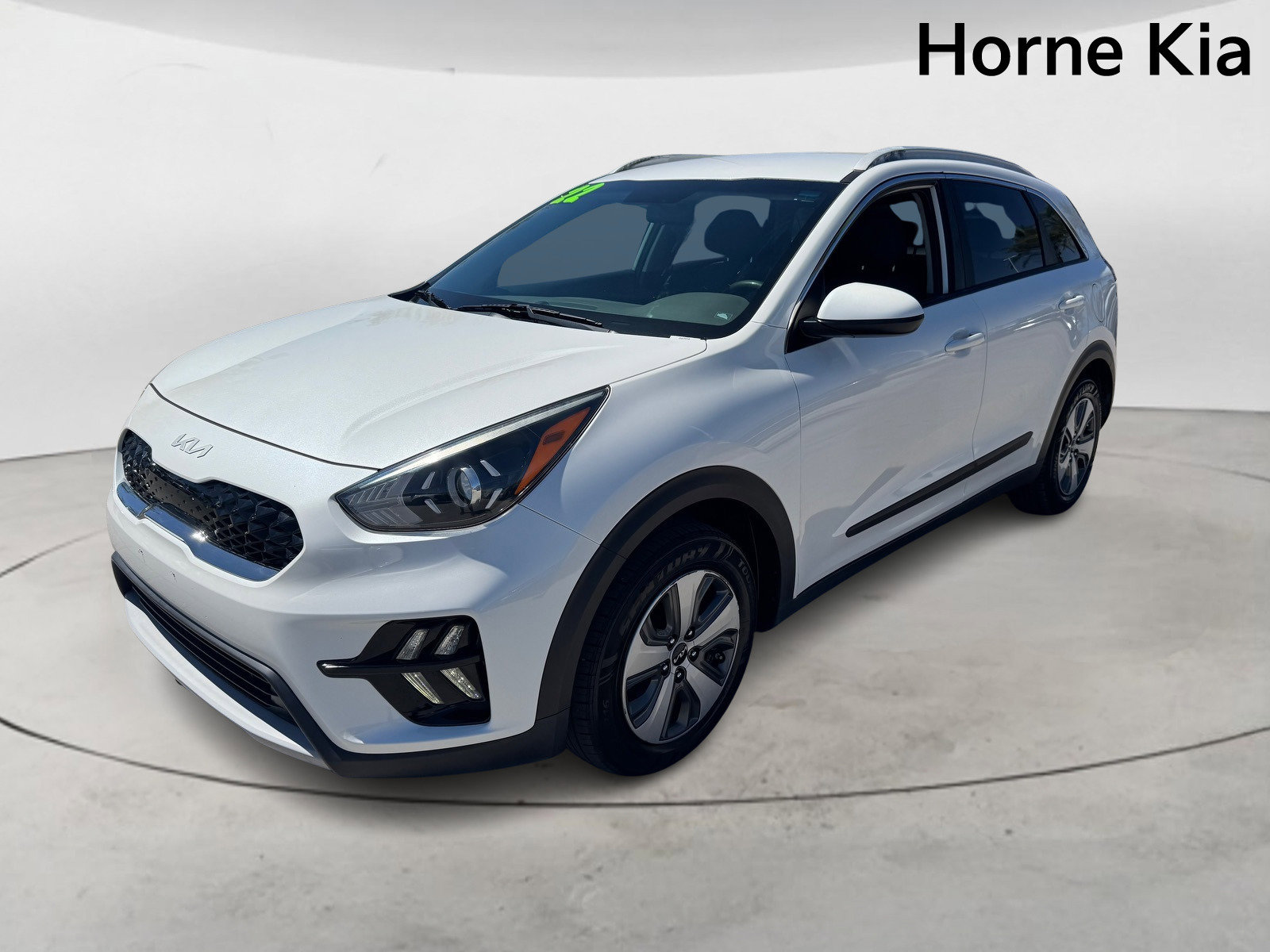 Used 2022 Kia Niro LX image 6