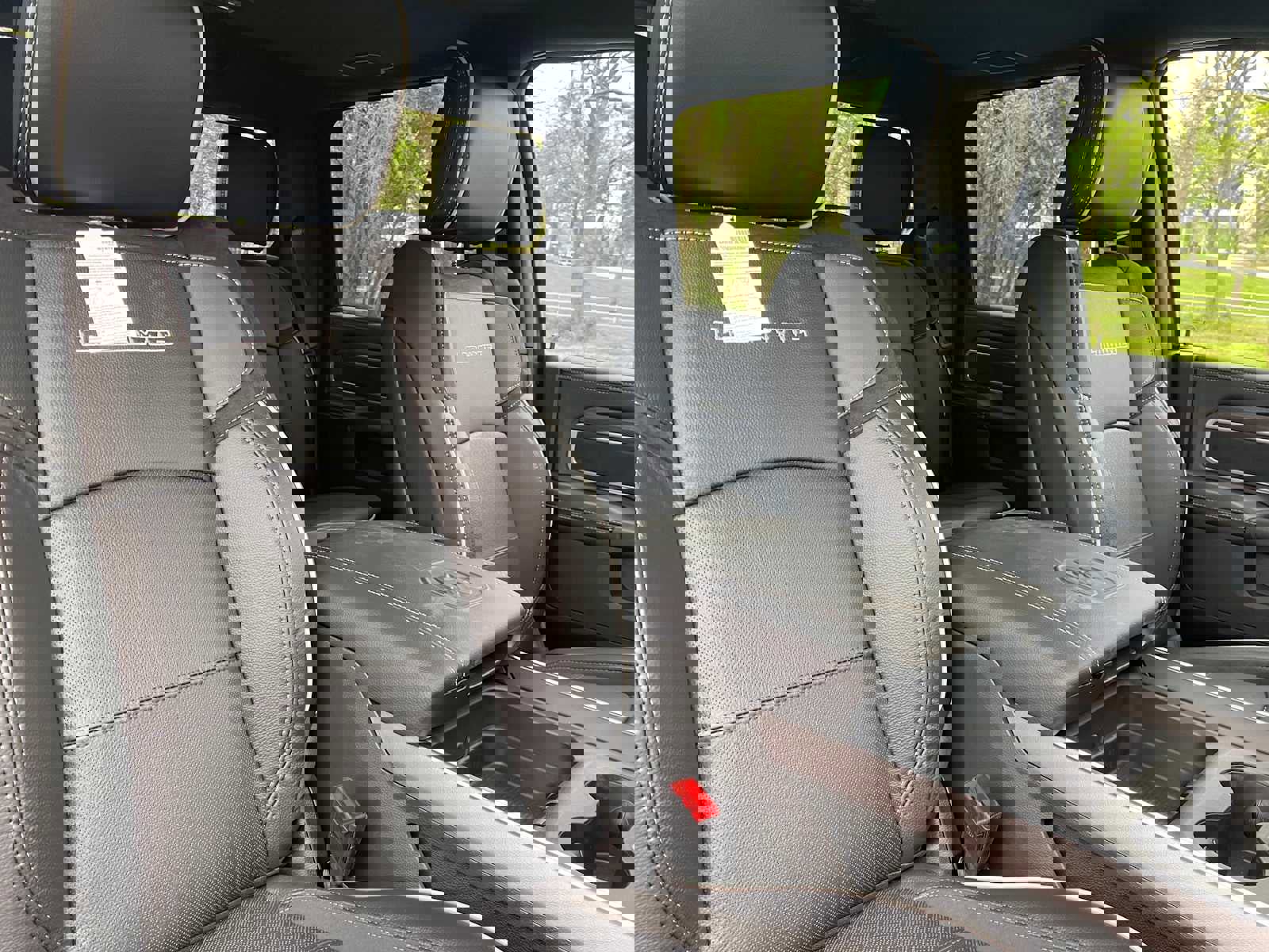 New 2025 RAM 2500 Laramie image 23