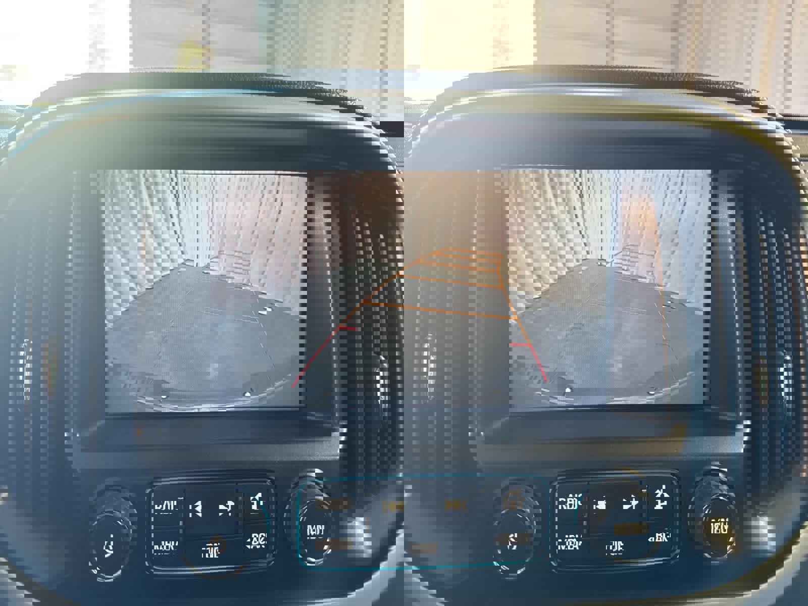 Used 2016 Chevrolet Colorado LT w/ LT Convenience Package image 30