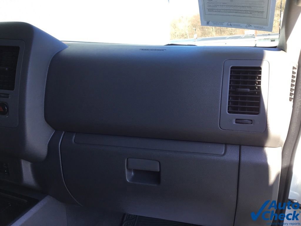 Used 2015 Nissan NV 3500 SV w/ Technology Package image 28