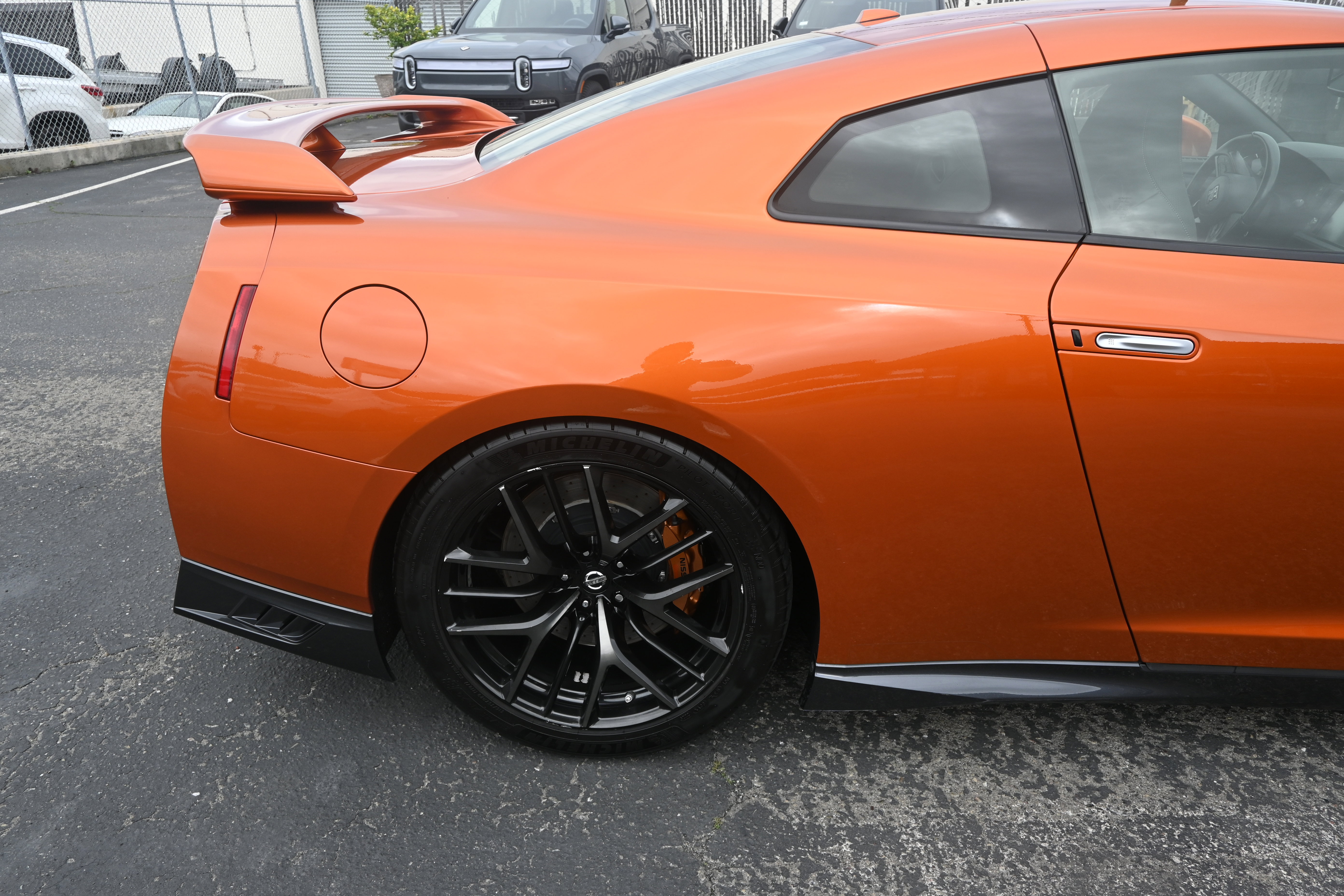 Used 2017 Nissan GT-R Premium image 11