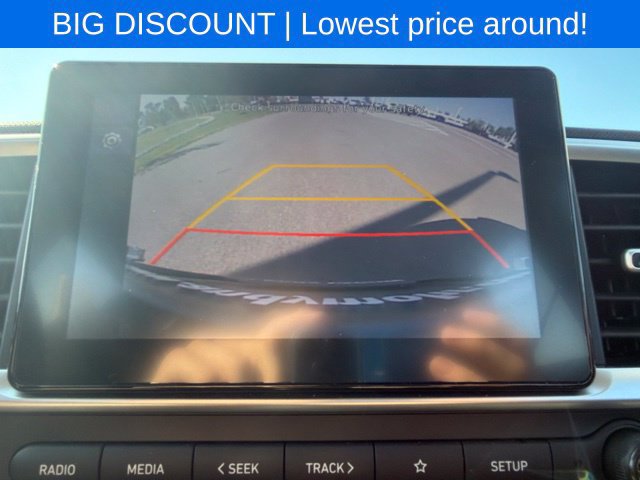 Used 2025 Hyundai Venue SEL FWD image 27
