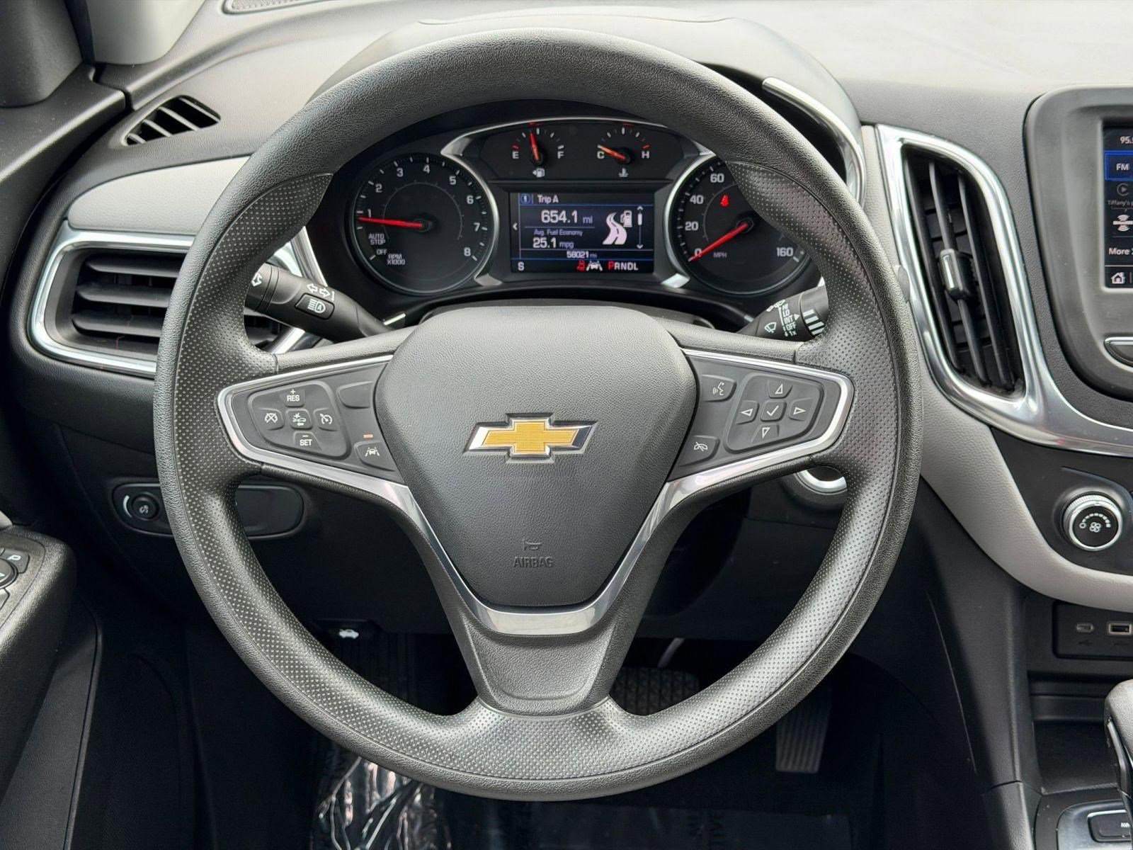 Used 2022 Chevrolet Equinox LS w/ LS Convenience Package image 16