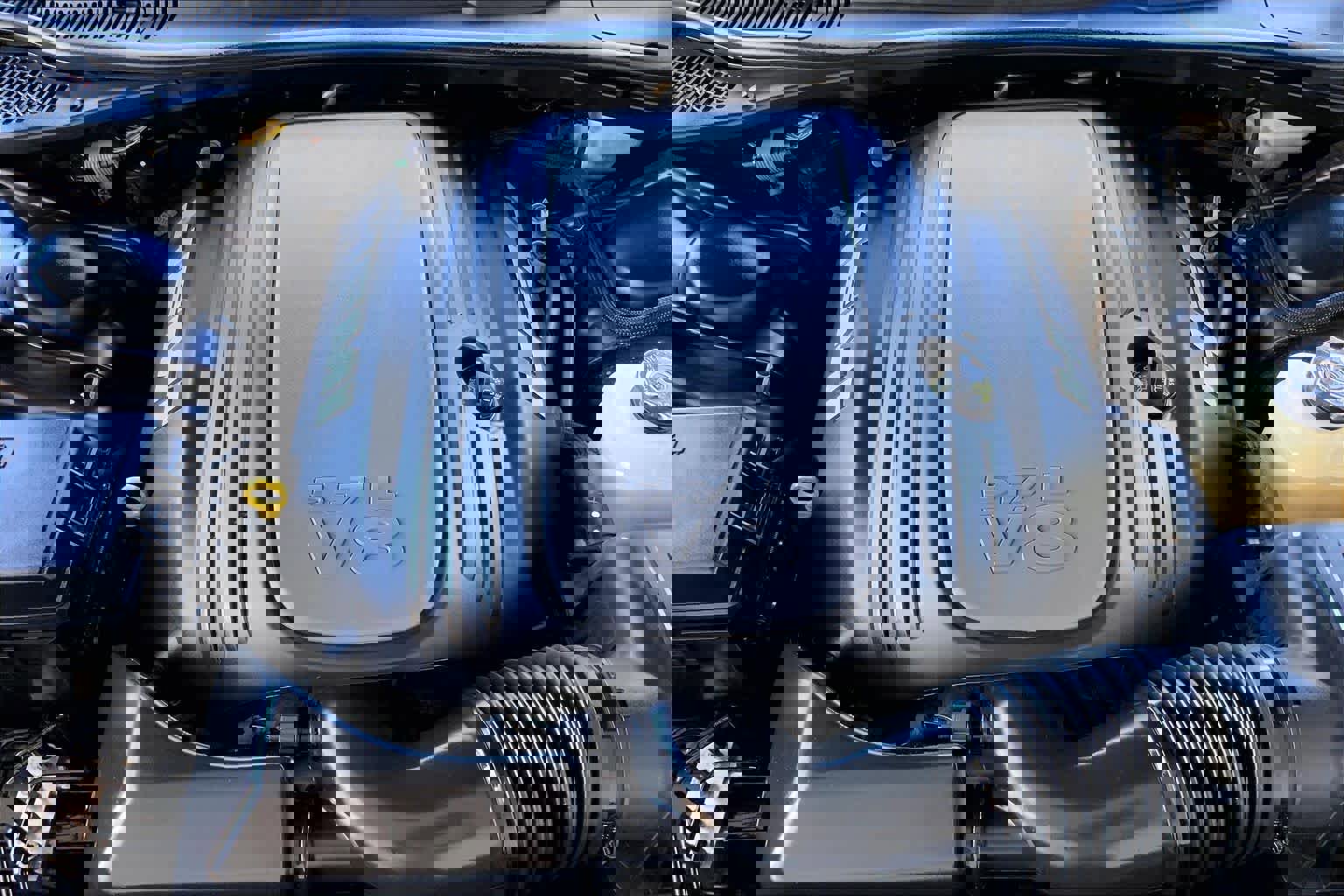 Used 2014 Dodge Challenger R/T image 30