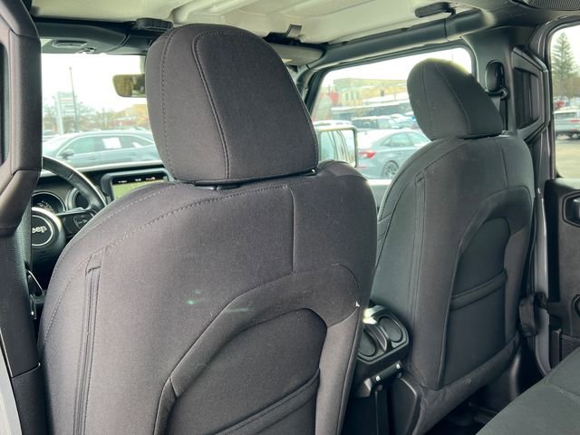 Used 2023 Jeep Wrangler Unlimited w/ Cold Weather Group image 34
