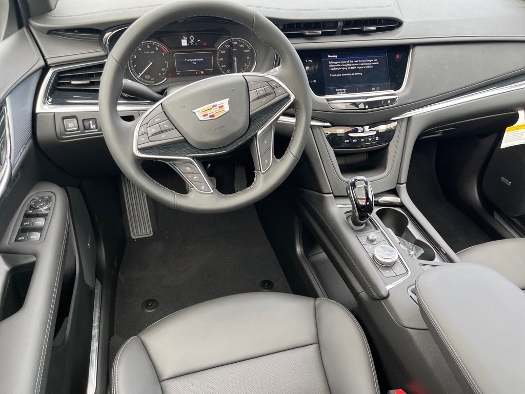 New 2025 Cadillac XT5 Premium Luxury w/ LPO, Floor Liner Package image 10