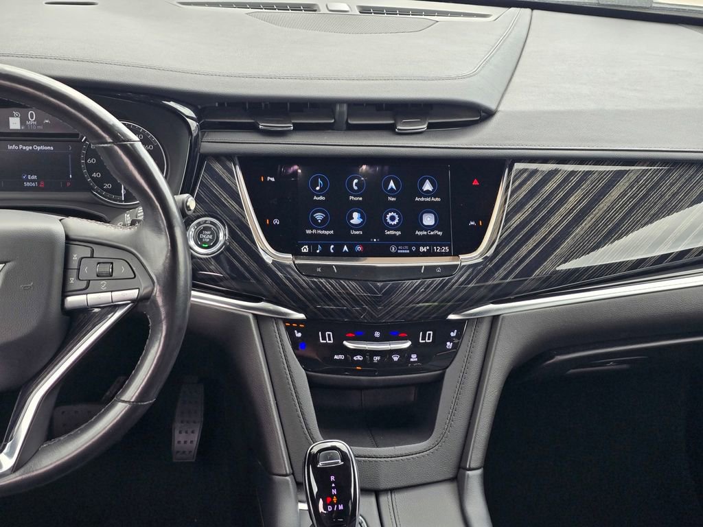 Used 2024 Cadillac XT6 Premium Luxury image 17