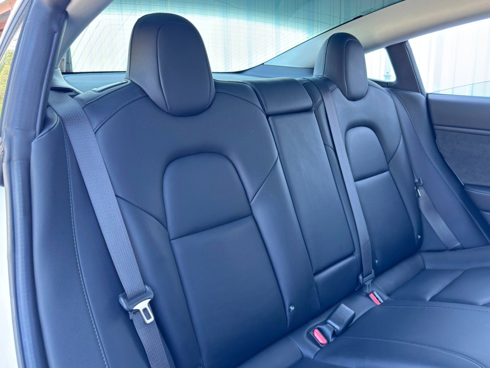 Used 2018 Tesla Model 3 Long Range image 38