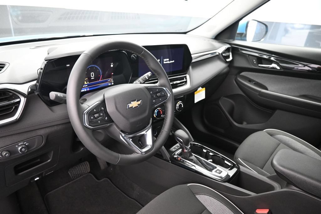 New 2026 Chevrolet TrailBlazer LT w/ LT Cold Weather Package AWD/4WD image 19