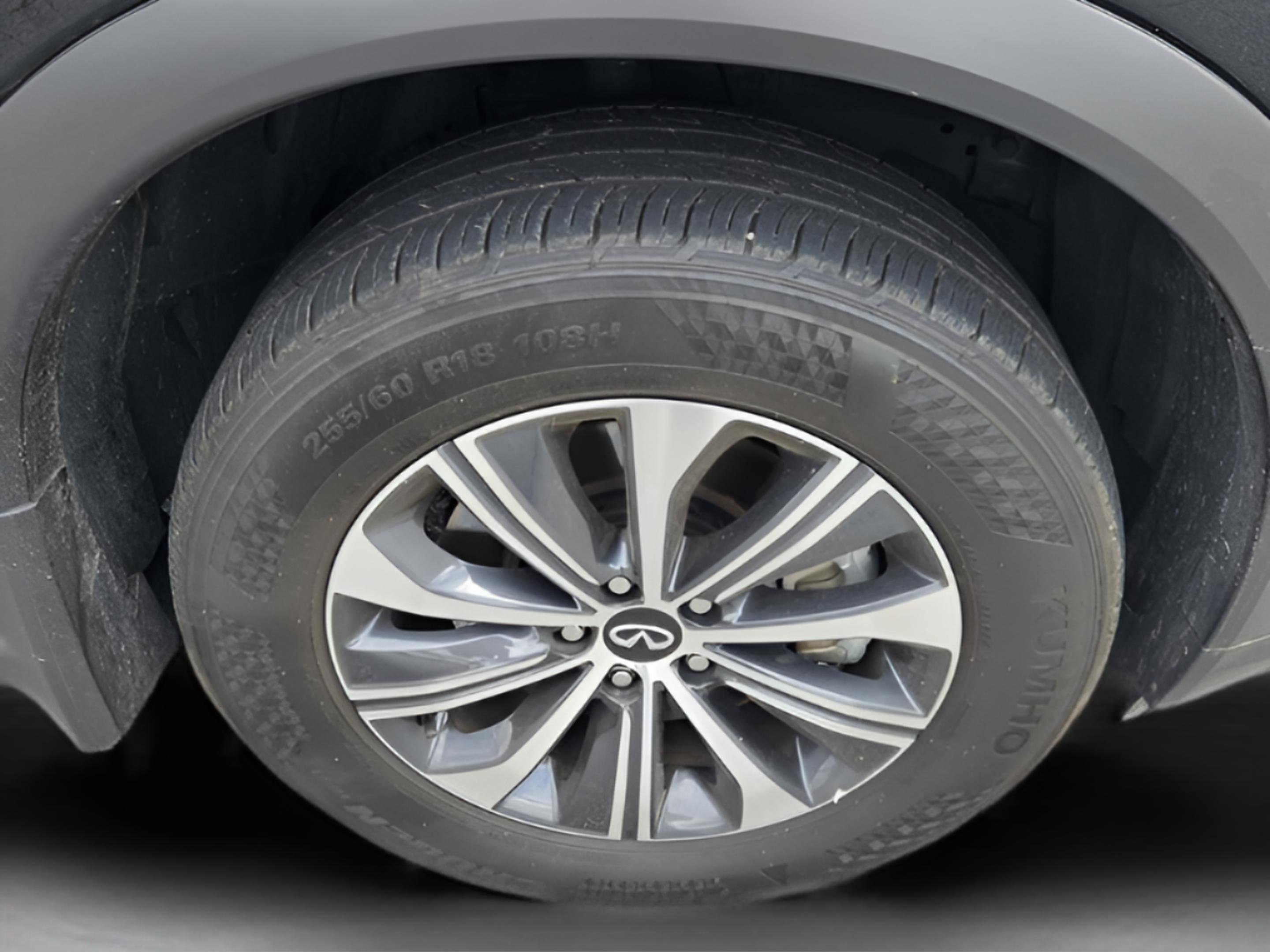 Used 2025 INFINITI QX60 Pure FWD image 25