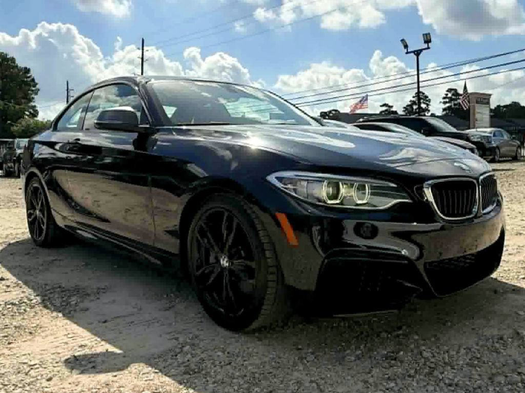 Used 2016 BMW M235i Coupe RWD image 3