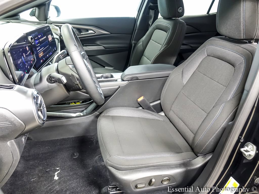 Certified 2026 Chevrolet Equinox EV LT image 9