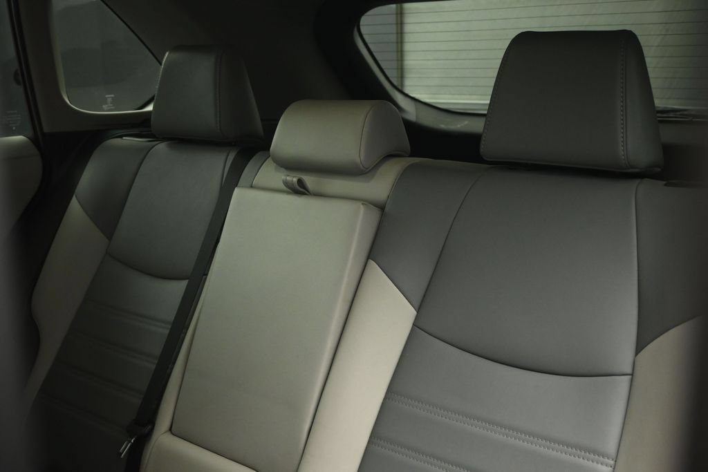 Used 2022 Toyota RAV4 XLE Premium FWD image 49