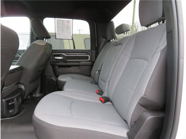 Used 2024 RAM 2500 Big Horn AWD/4WD image 23
