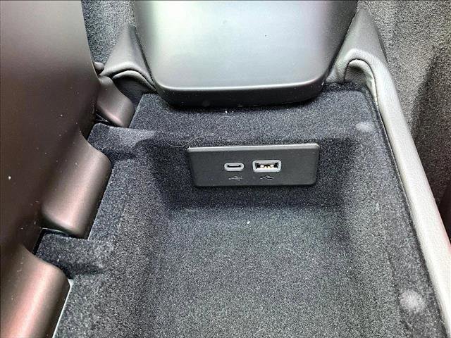 Used 2024 Chevrolet Corvette Stingray Preferred Cpe w/ 2LT RWD image 25