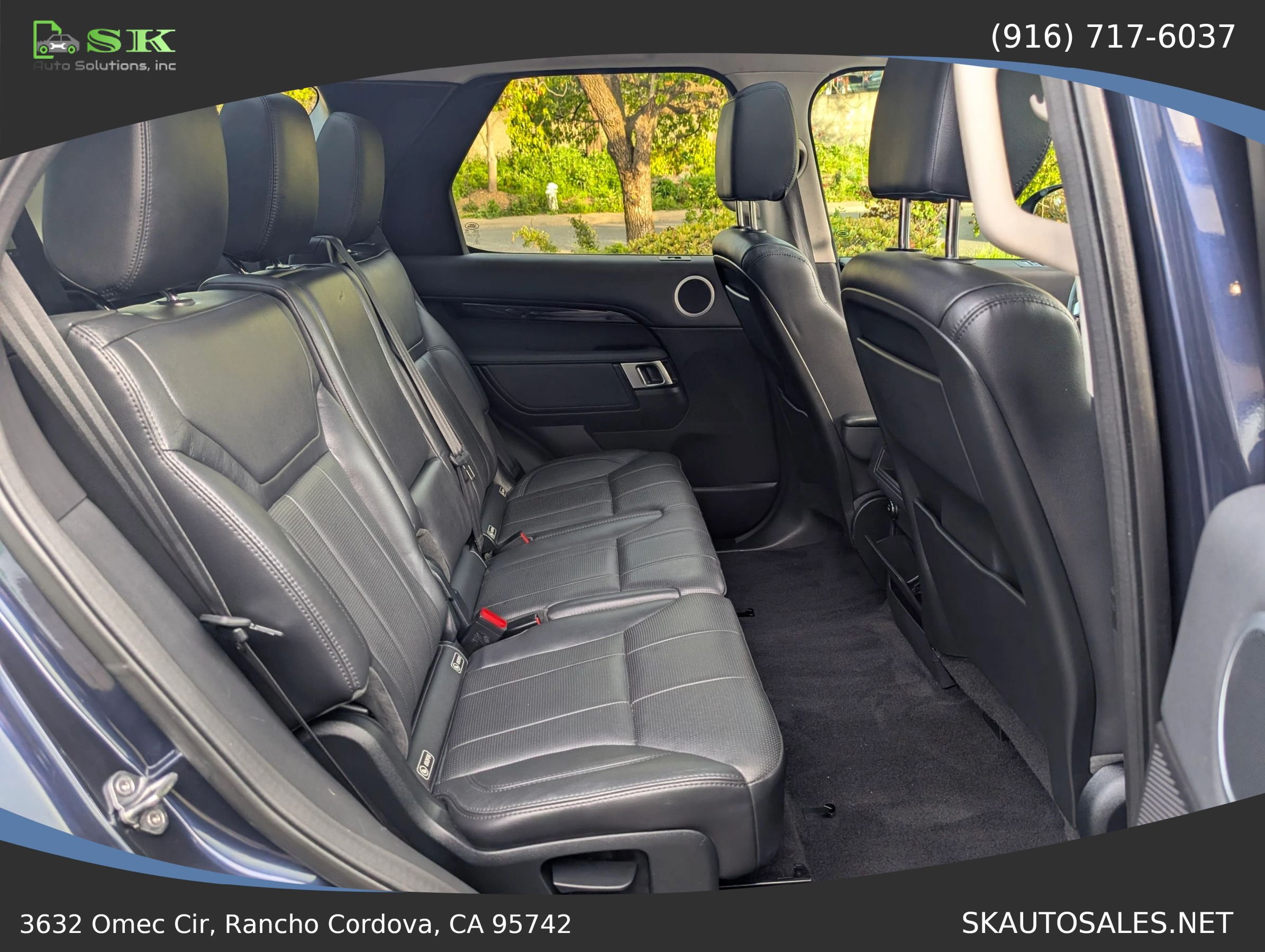 Used 2017 Land Rover Discovery SE AWD/4WD image 26