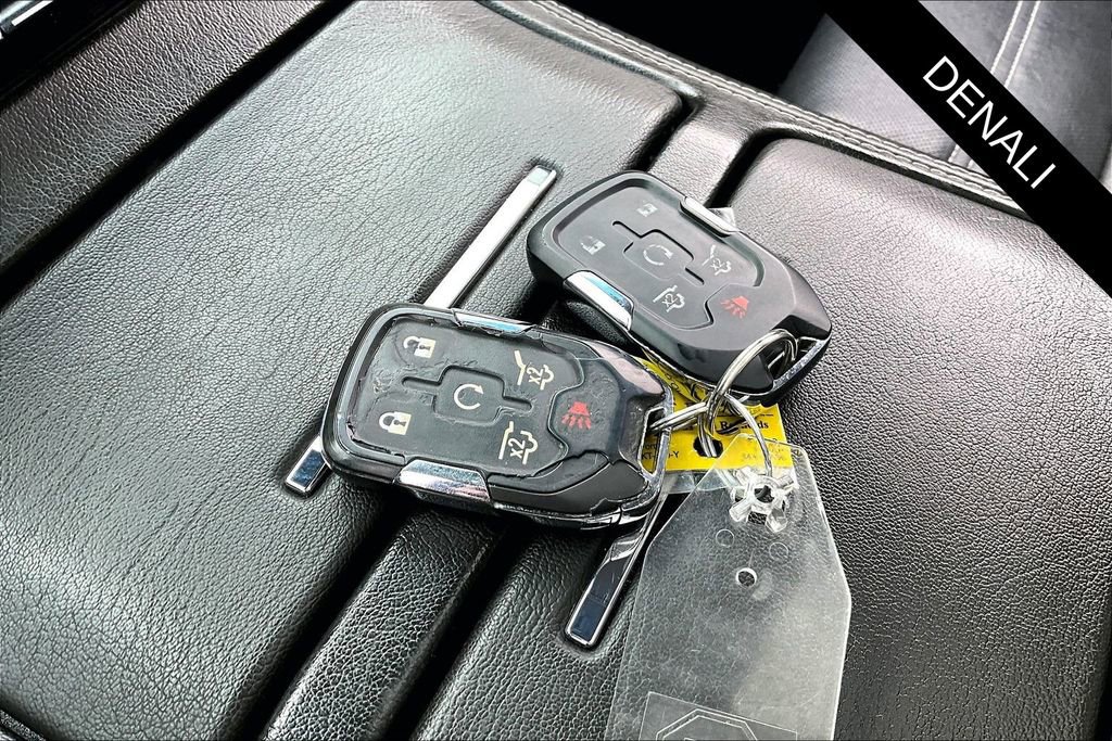 Used 2020 GMC Yukon Denali w/ Denali Ultimate Package image 35